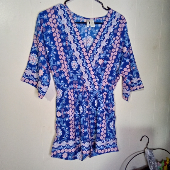 Japna Other - Japna Blue Floral Surplice Romper with Pink Accents